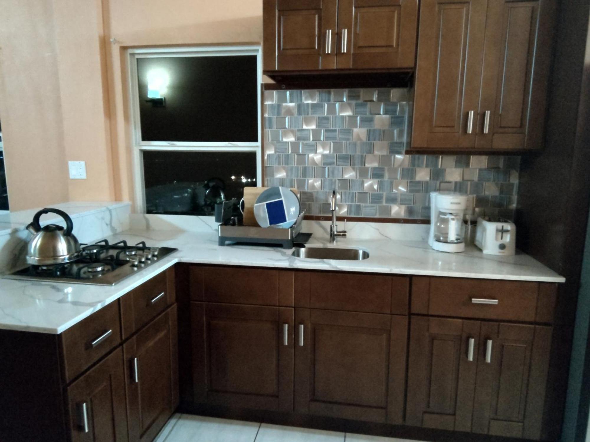 Zeus Estate Guesthouse St. John's Ngoại thất bức ảnh